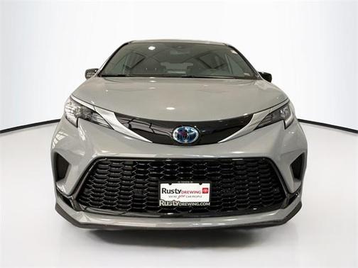 2024 Toyota Sienna XSE 7 Passenger