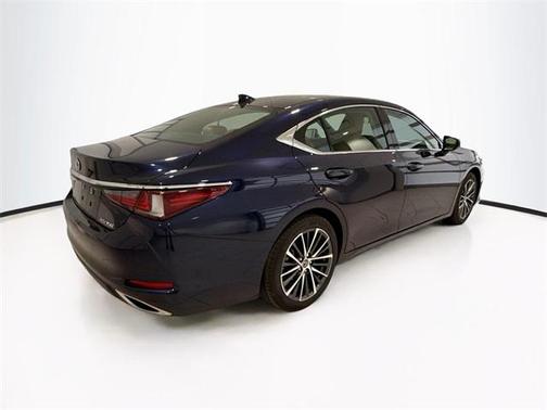 2023 Lexus ES 350 Base