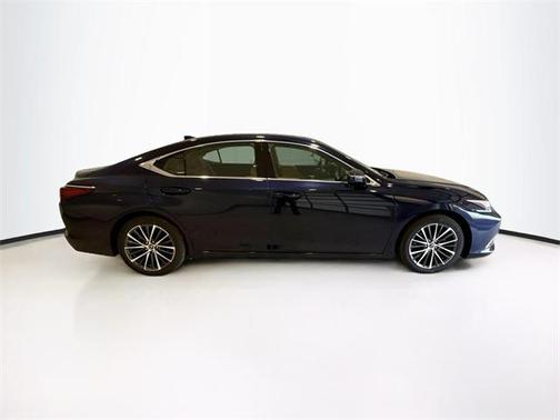 2023 Lexus ES 350 Base