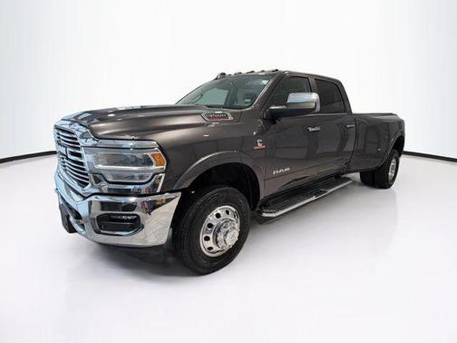 Granite Crystal Metallic Clearcoat 2021 RAM 3500 Laramie Crew Cab 4x4 8' Box