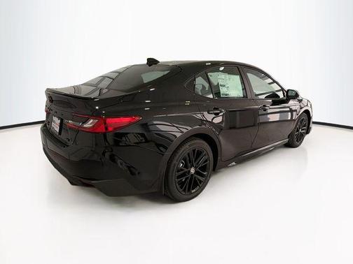 Midnight Black Metallic 2026 Toyota Camry SE