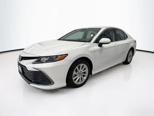 Ice Cap 2024 Toyota Camry LE
