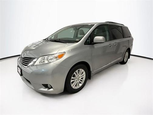 2011 Toyota Sienna Base