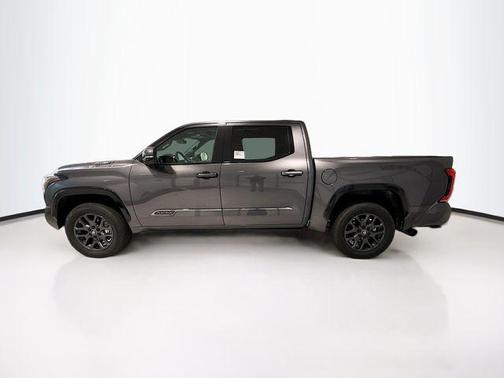 2025 Toyota Tundra Hybrid Platinum