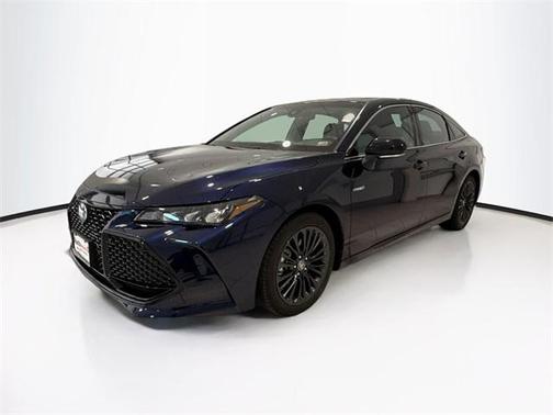 2021 Toyota Avalon Hybrid XSE