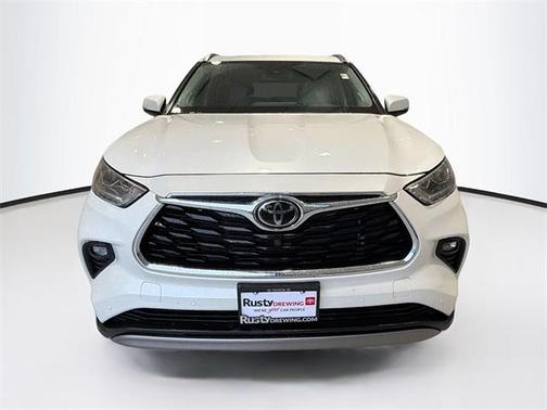 2022 Toyota Highlander Platinum