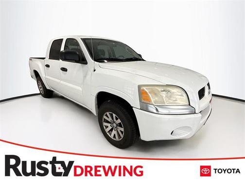 2008 Mitsubishi Raider LS