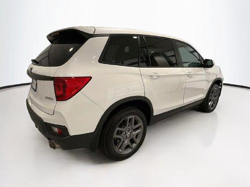 Platinum White Pearl 2023 Honda Passport AWD EX-L