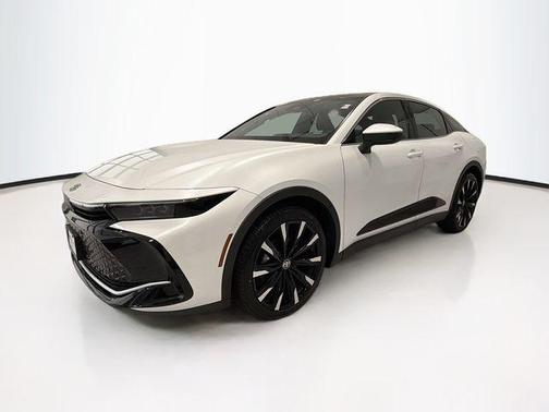 Oxygen White 2024 Toyota Crown Platinum