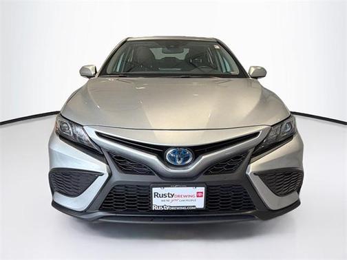 2024 Toyota Camry Hybrid SE