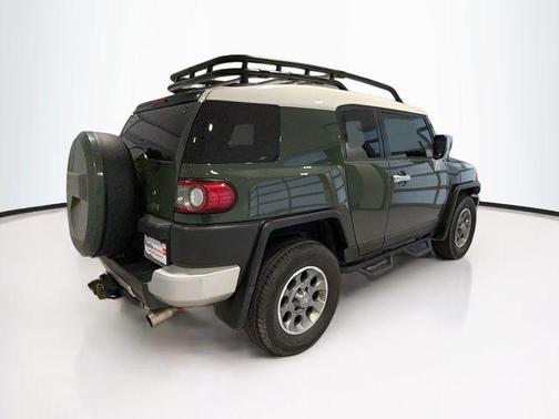 2013 Toyota FJ Cruiser Base