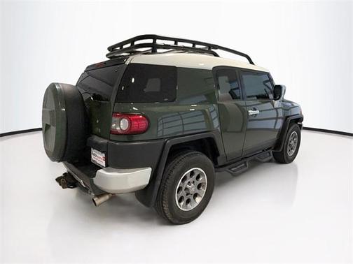 2013 Toyota FJ Cruiser Base