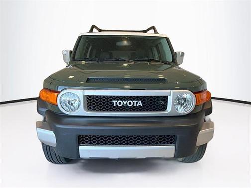 2013 Toyota FJ Cruiser Base