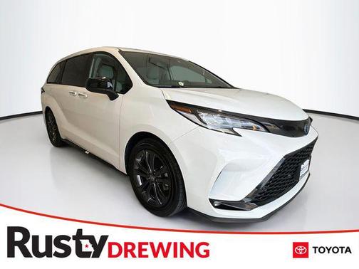 Ice 2025 Toyota Sienna XSE 7 Passenger
