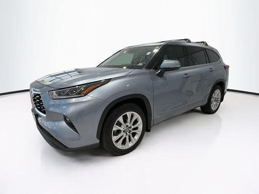 2022 Toyota Highlander Hybrid Limited