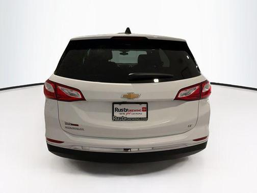 Summit White 2018 Chevrolet Equinox LT