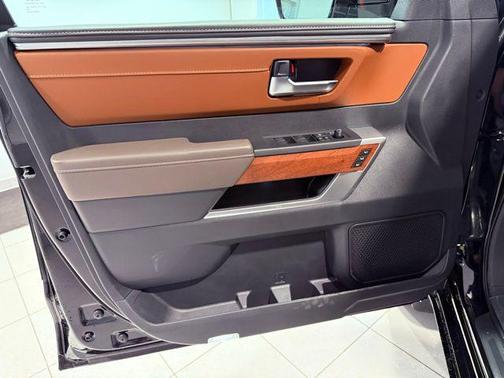 2025 Toyota Tundra Hybrid 1794 Edition