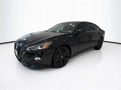 2022 Nissan Altima SR Intelligent AWD