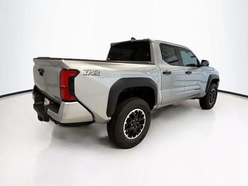 2025 Toyota Tacoma Hybrid TRD Off Road