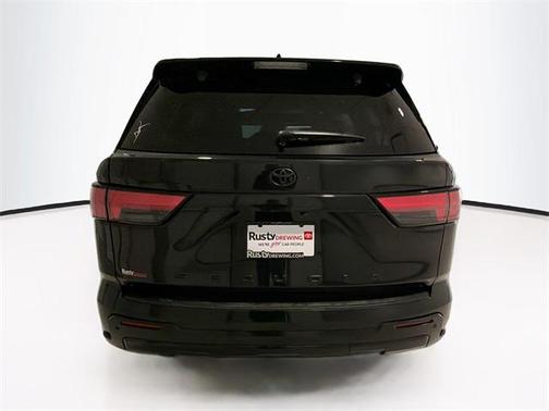 2024 Toyota Sequoia Platinum