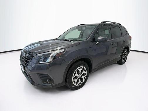 Magnetite Gray Metallic 2023 Subaru Forester Premium