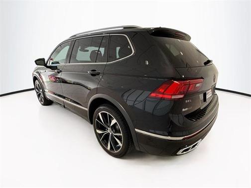 2022 Volkswagen Tiguan 2.0T SEL R-Line 4MOTION