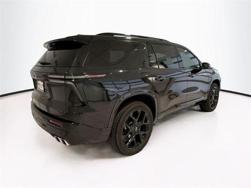 2025 Chevrolet Traverse RS