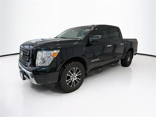 2021 Nissan Titan SV