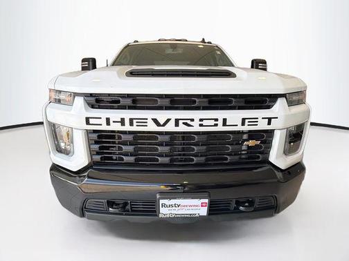 Summit White 2021 Chevrolet Silverado 2500 Custom