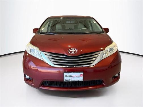2011 Toyota Sienna XLE