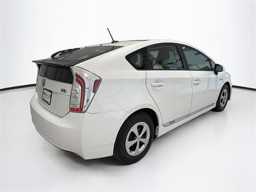 2014 Toyota Prius Five