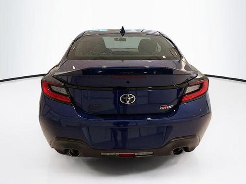 Trueno Blue 2024 Toyota GR86 Premium