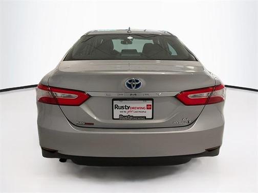2019 Toyota Camry Hybrid LE
