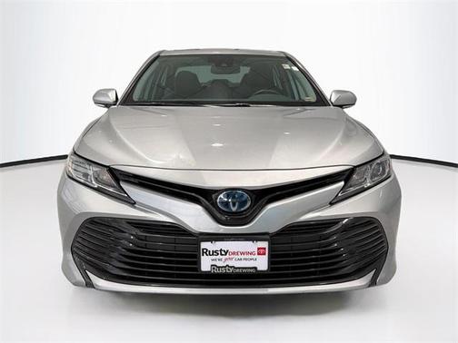 2019 Toyota Camry Hybrid LE