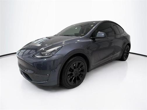 2022 Tesla Model Y Long Range Dual Motor All-Wheel Drive