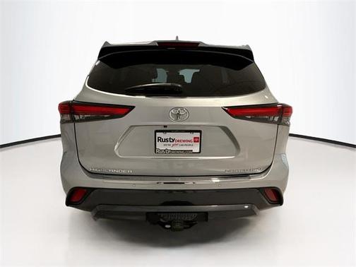 2022 Toyota Highlander Limited