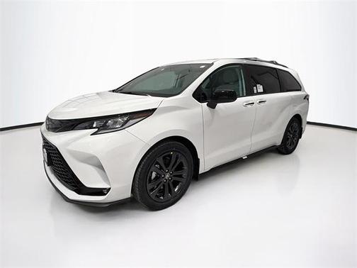 2026 Toyota Sienna XSE 7 Passenger