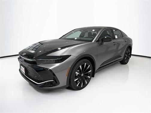 2026 Toyota Crown Platinum