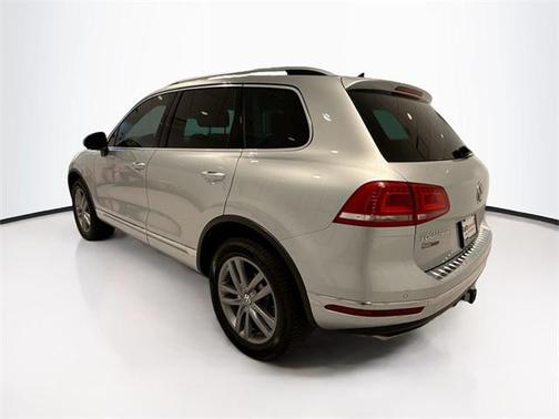 2016 Volkswagen Touareg TDI Lux