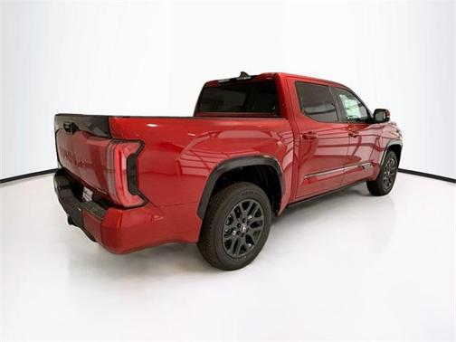 2025 Toyota Tundra Hybrid Platinum