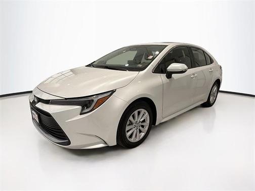 2025 Toyota Corolla Hybrid XLE