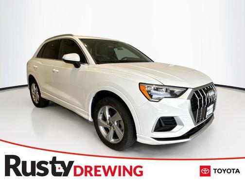 Mythos Black Metallic 2021 Audi Q3 40 Premium