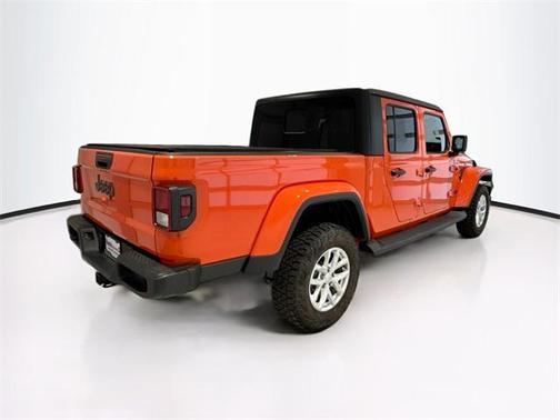 2023 Jeep Gladiator Sport S