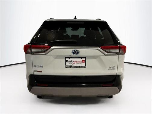 2023 Toyota RAV4 Hybrid SE