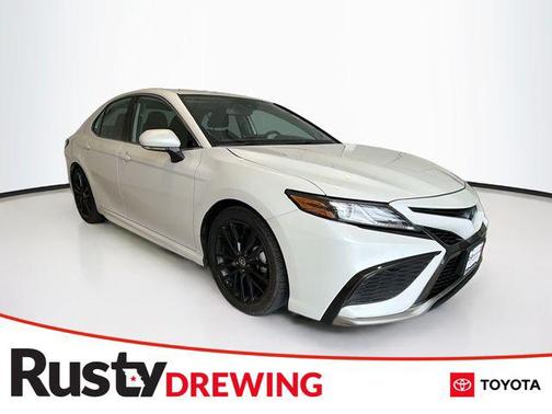 Wind Chill Pearl 2024 Toyota Camry Hybrid SE