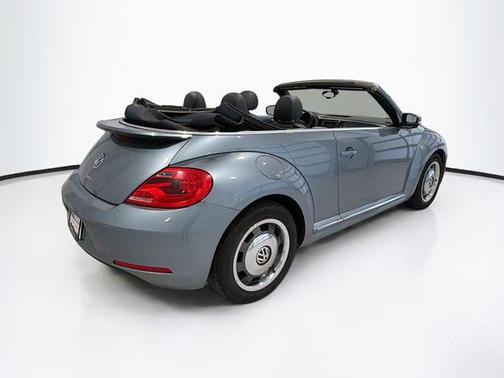 2016 Volkswagen Beetle 1.8T Denim