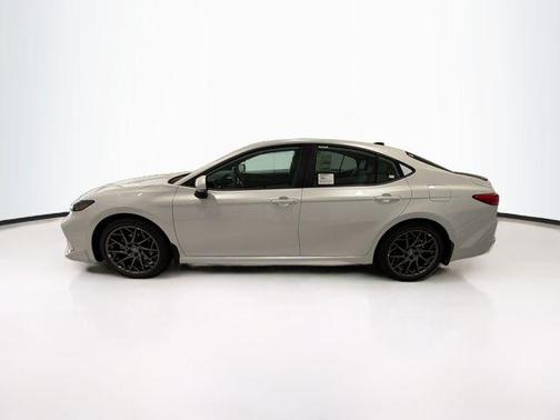 Wind Chill Pearl 2026 Toyota Camry XSE