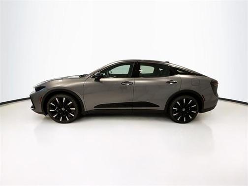 2025 Toyota Crown Platinum