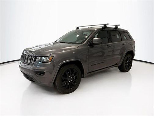 2017 Jeep Grand Cherokee Altitude