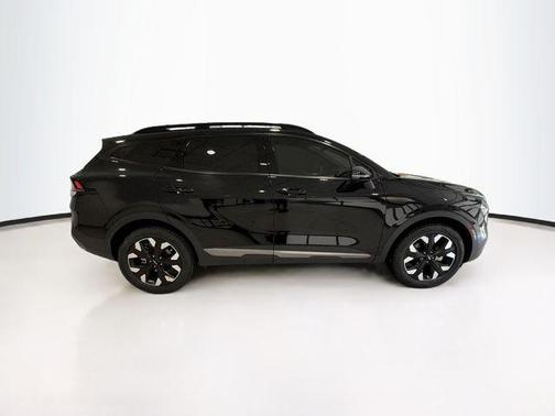 Ebony Black 2023 Kia Sportage X-Line